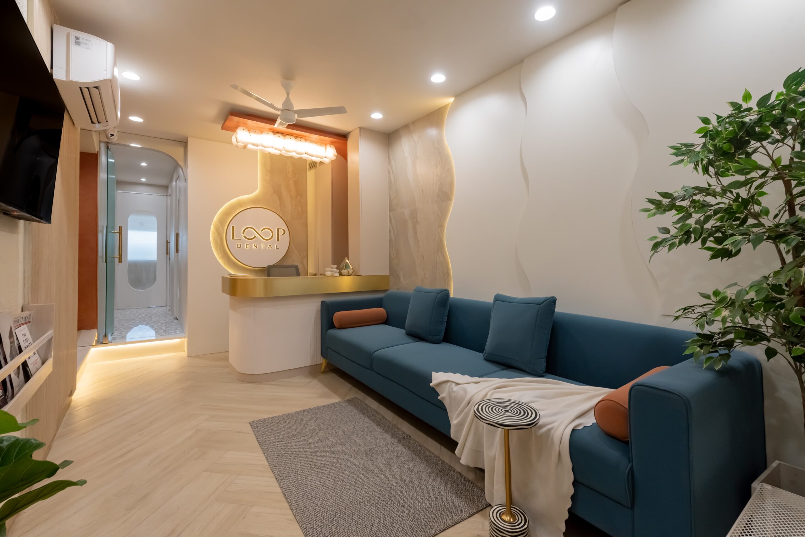 Modern treatment room at Loop Dental in Chembur